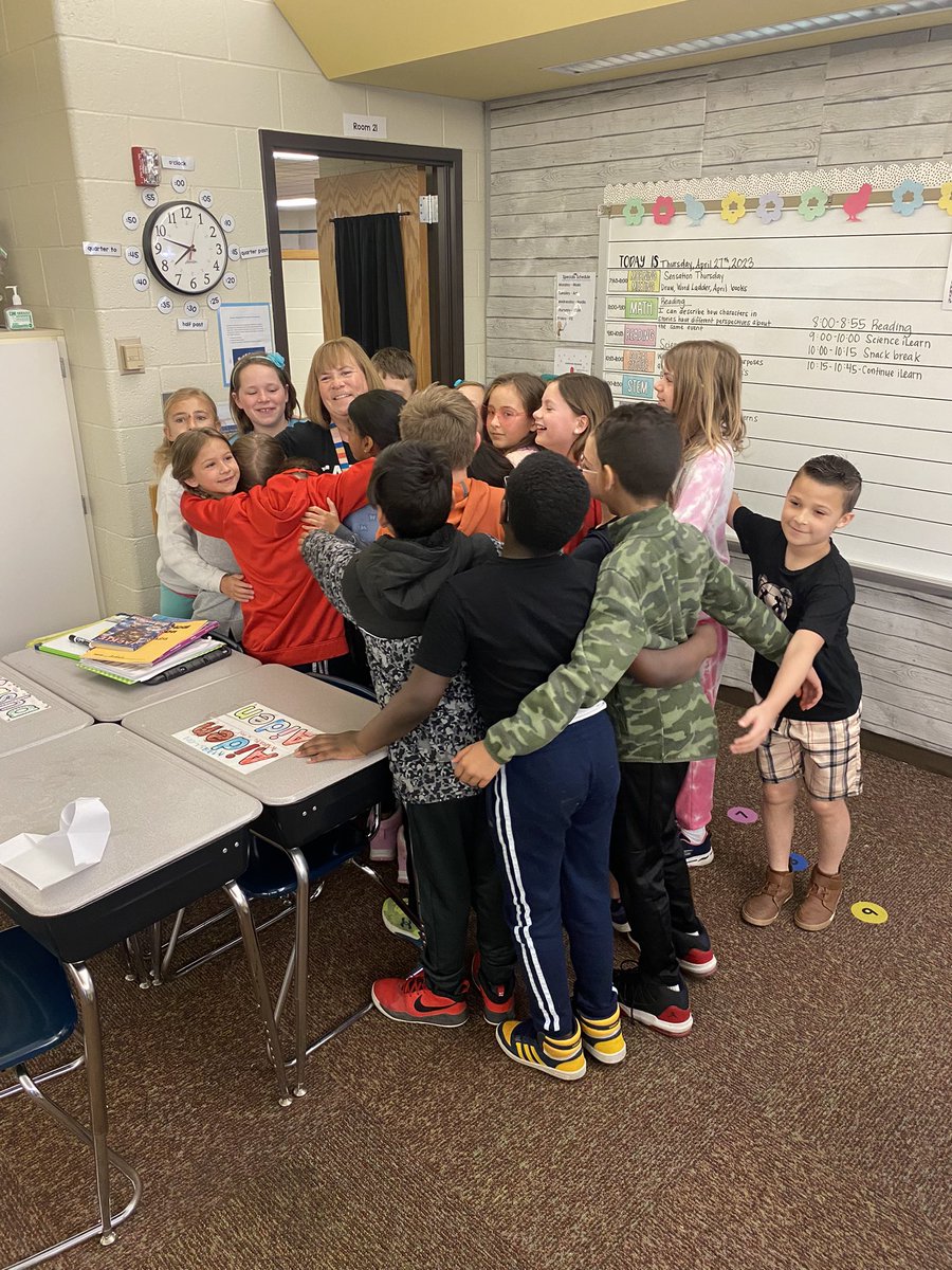 A big bear hug for Mrs. Jacoby’s last day at PTE. We are thankful we got to have her in our classroom this year and for all the love she showered us in daily. ❤️ We are so happy for her and her next adventure!