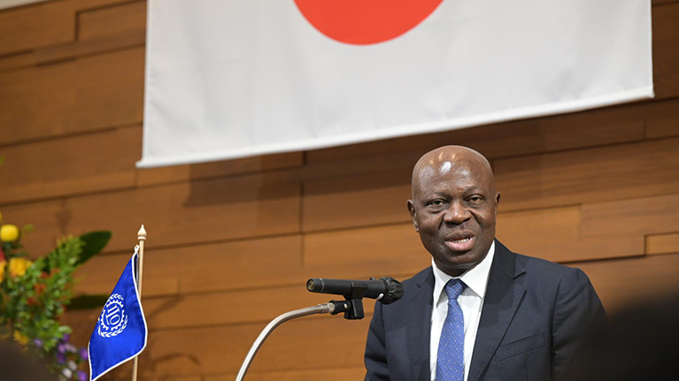 El director general de la OIT elogia los logros de Japón en materia de justicia social
TOKIO (OIT Noticias) – El Director General de la Organización Internacional del Trabajo, Gilbert F. Houngbo, ha destacado la contribución de Japón al mandato de justicia social de la organiz...