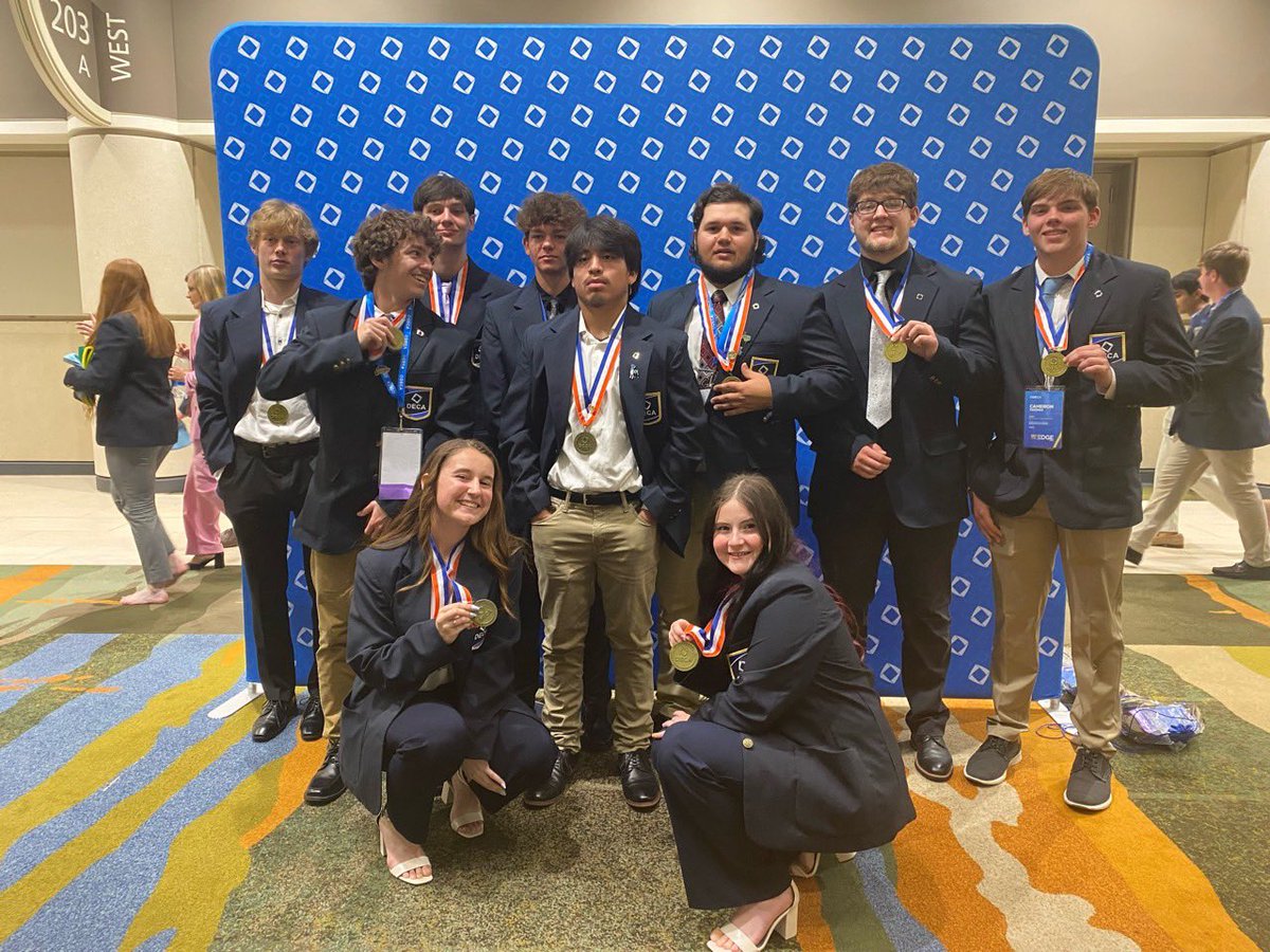TriadDECA's tweet photo. Had a Great Trip to Orlando 🌴 #decaicdc2023 
Congratulations To Our 13 Competitors for Qualifying!

Retail:
Tucker and Gage- 7th 

Fashion:
Hailey and Gracey- 8th 
Xander and Megan- 13th 

Entrepreneurship:
Reid, Hunter and Cam- 9th 
Tyler, Kane and Michael- 7th https://t.co/nPqy0ixD6y