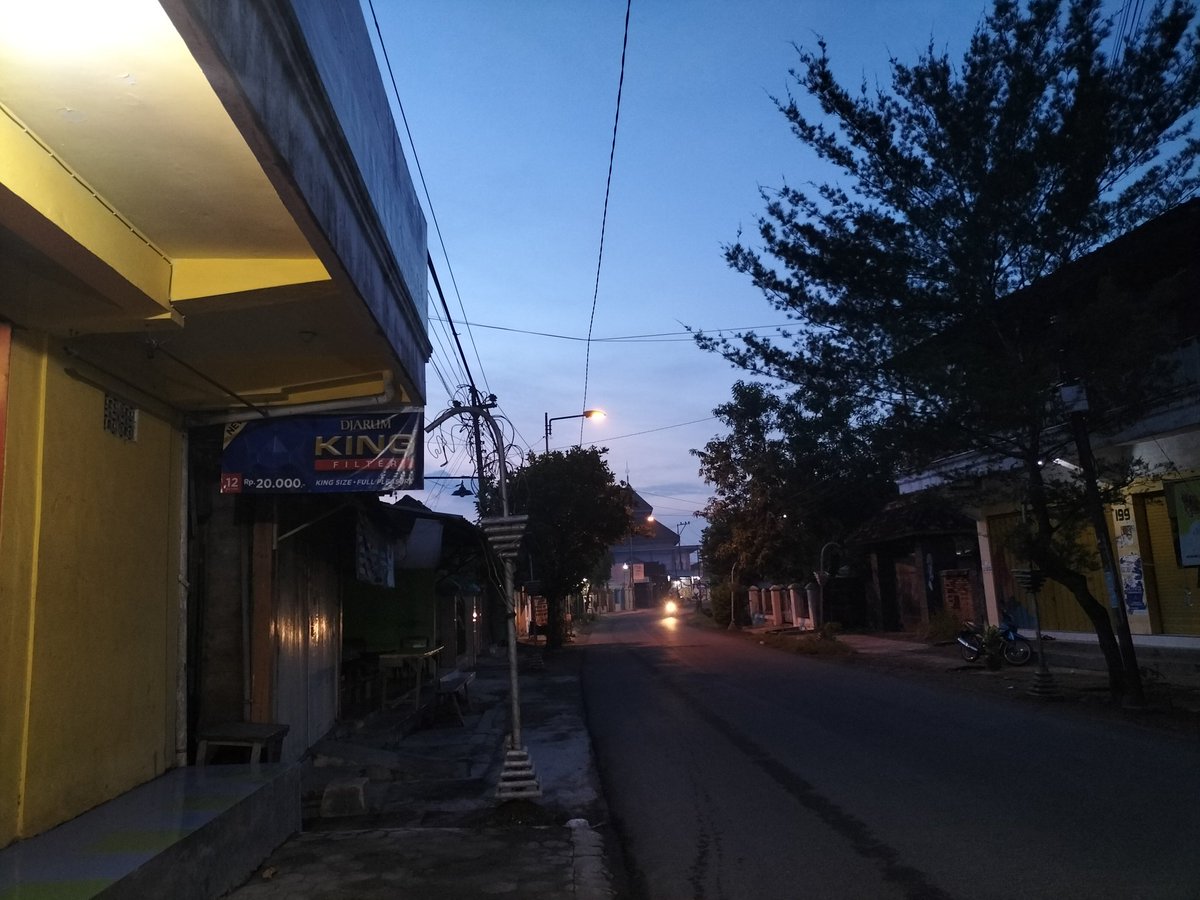 JongLelana's tweet photo. رحلة في الدارنوى
٢٨-٤-٢٠٢٣
#Bojonegoro #Hondaハート
#EkspedisiBojonegoro #Kasiman #Padangan #Cepu https://t.co/XQeeqBr4Gp