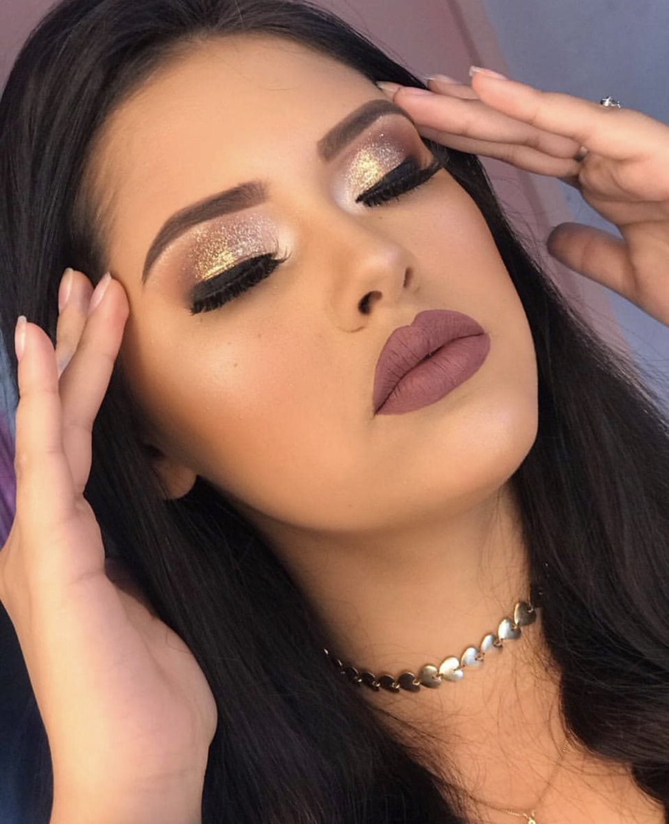 MaayM4chado's tweet image. Agenda aberta para maquiagem profissional, corre guria e marca já teu horário 😍❤️

Rolando no meu story do insta uma promo que tu vai ama, se joga e vai lá vê 🤌🏻😍 
instagram.com/maay_m4chado?i…