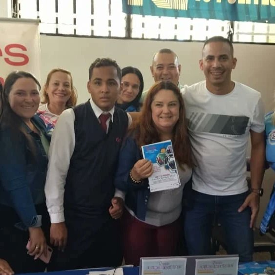 #27Abr Desde UPTAIET en el Municipio San Cristóbal, Jefe de ZET, Ana <a href="/berzabethg1/">Berzabethgandicaoficial</a> Gandica, realizó la gran Feria Universitaria para promover las universidades donde cursarán estudios nuestros futuros bachilleres de la Patria #LevantenElBloqueoYa <a href="/nicolasmaduro/">Nicolás Maduro</a> <a href="/_laavanzadora/">Yelitze Santaella</a>