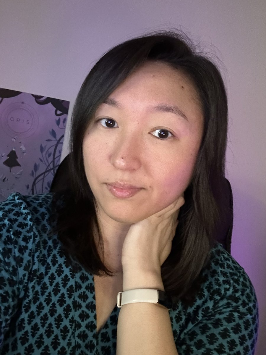 PandaSnuSnu's tweet photo. Post-interview selfie 👩🏻‍💼 https://t.co/DzgzFVsEJK