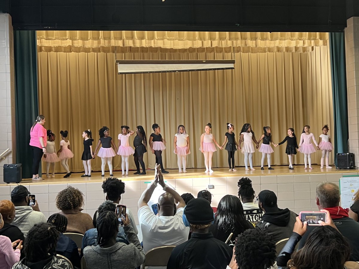 Oakleigh’s first annual Ballet recital! I am so so proud of all these amazing ballerinas! All your hard work truly paid off on the stage tonight! 🩰😊 Couldnt have done it without the help of <a href="/anders_miss/">Mrs. Burnside (Anders)</a>