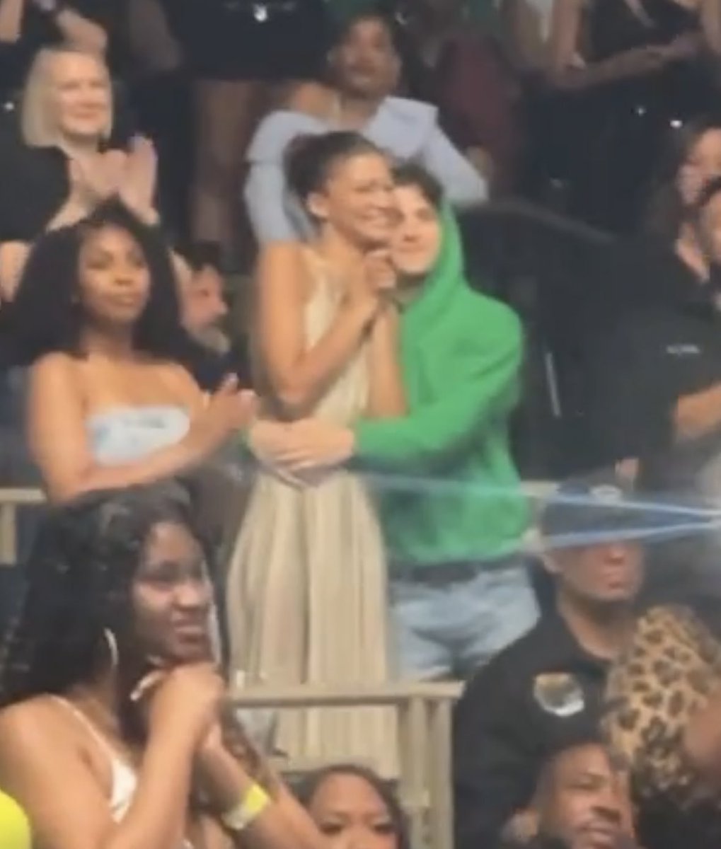 best of tom & zendaya tweet media