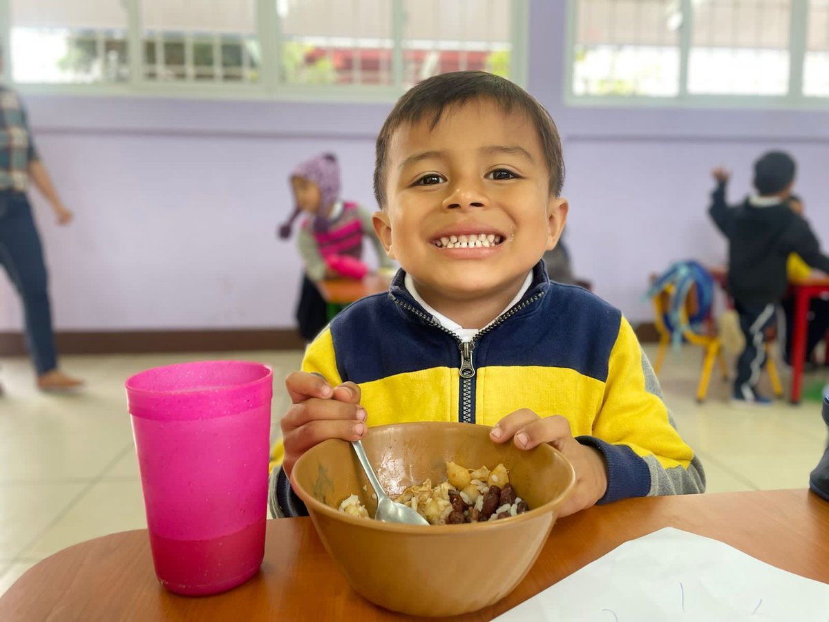 NicaSoberana's tweet photo. La merienda escolar

Derecho a la educación con seguridad alimentaria.
#LaPazNuestraVictoria 
#NicaraguaTriunfa https://t.co/l8E4Oippu8