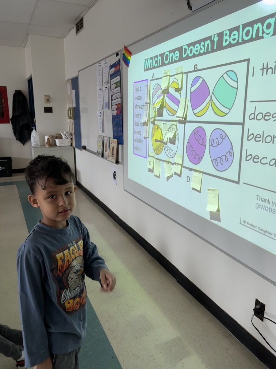 MrsLucas_OCT's tweet photo. We had a great math talk this morning with #wodbMath #ocsbMath
Some friends wrote their answers and other friends used oral language to explain! https://t.co/GBdd5YvOjs