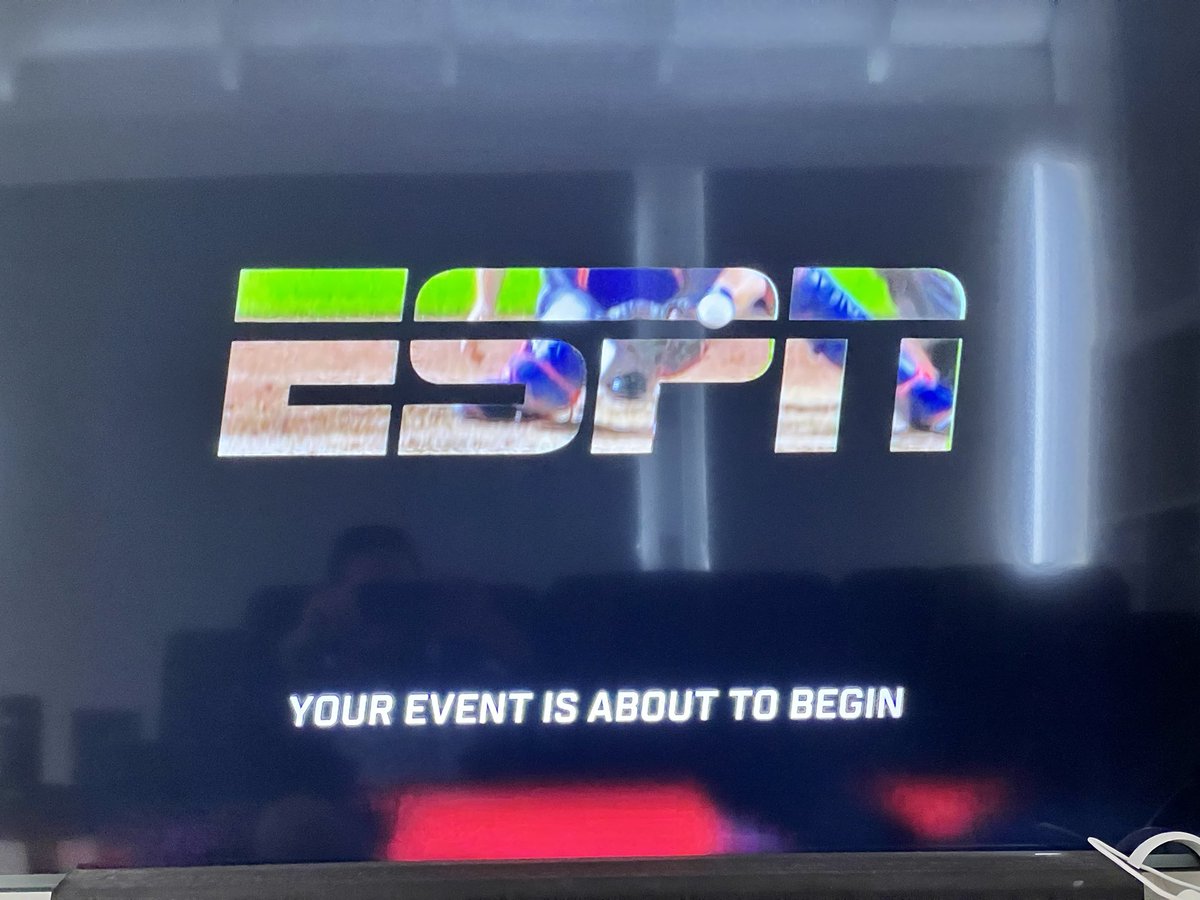 andrewbourne's tweet photo. Love seeing this from you 25 minutes after the Leafs / Lightning game was supposed to start @ESPNAusNZ  

Apparently the game has started and there has already been a couple of goals. https://t.co/qM4nBDxKkA