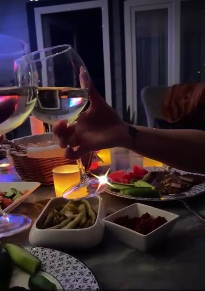 Ayle icin 👨‍👩‍👧‍👦