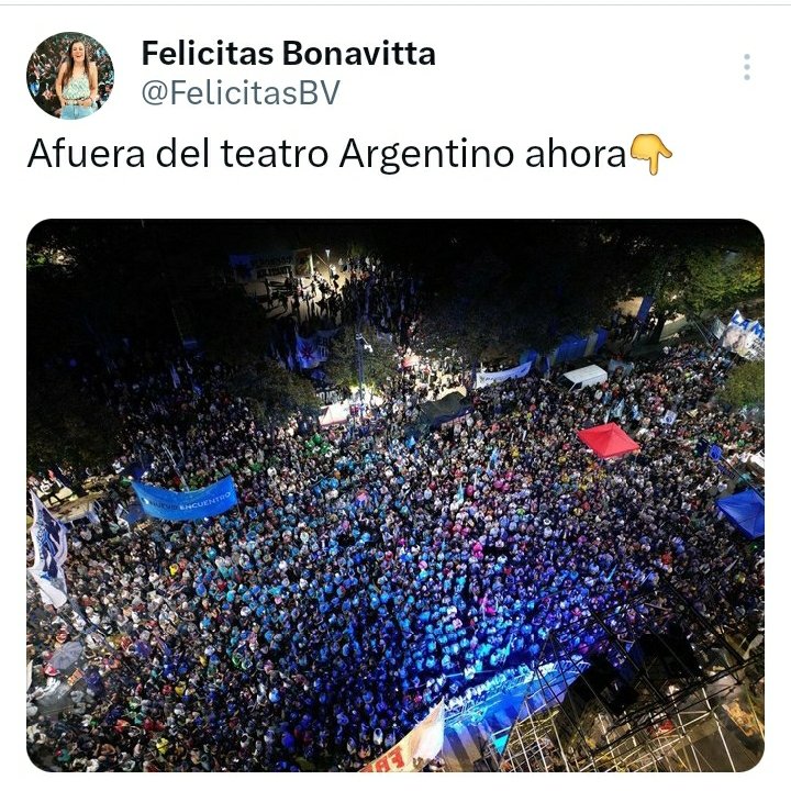 PatriciaReyes04's tweet photo. El pueblo se cansó?? 😂😂😂😂 Ridícula!! https://t.co/Zxsxywx3xx