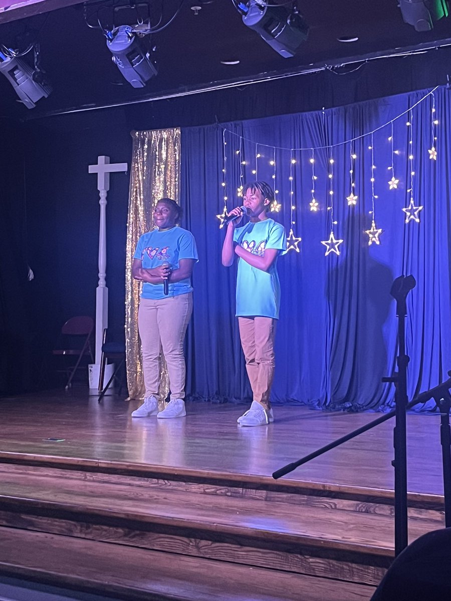 dradams33's tweet photo. Blown away by all of the talent at the @Sellers_Sharks talent show. Great energy, great environment, great leadership with @AJRamos727! Great event! https://t.co/AanqDsUX91