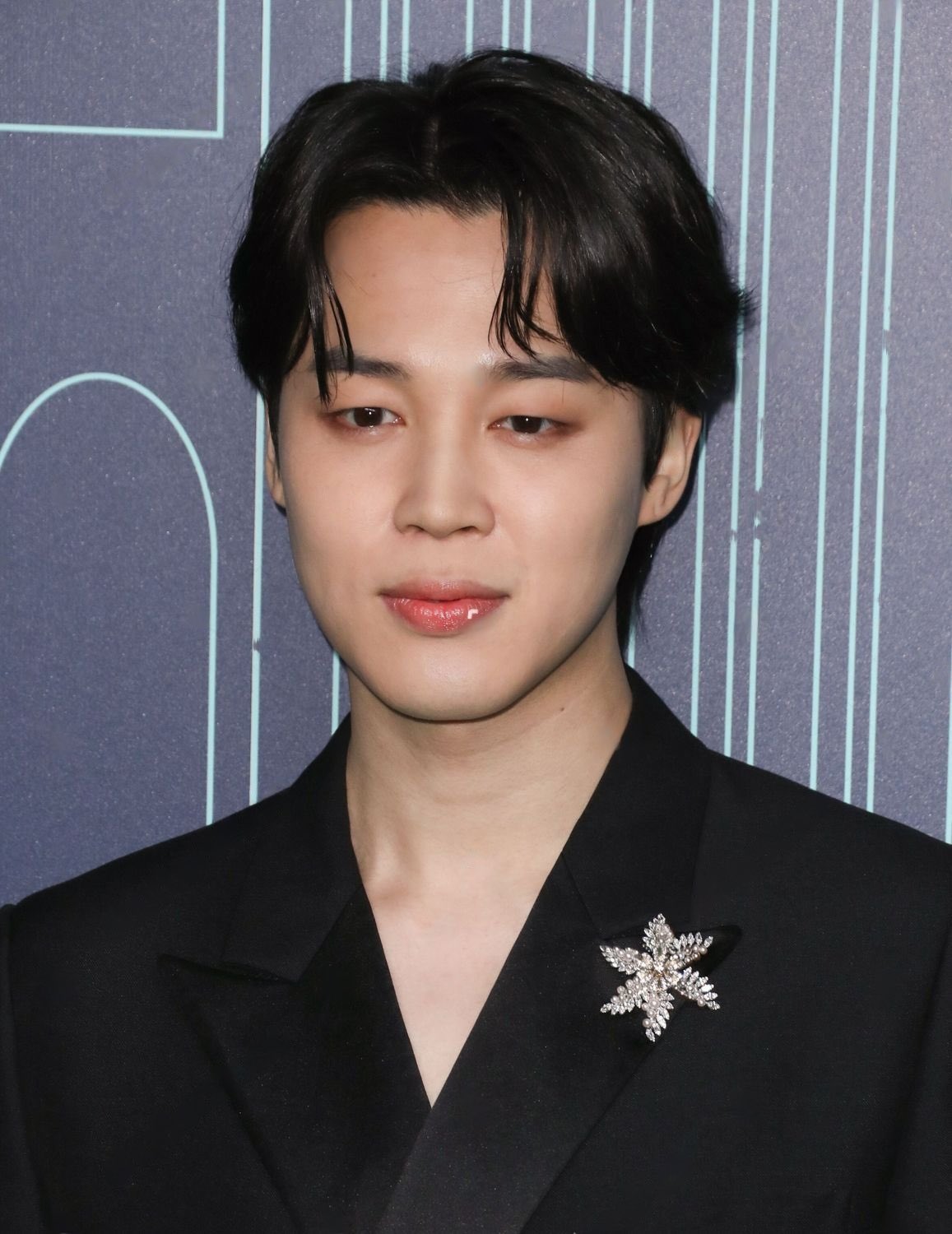 Jimin Suits Up in Dior for Tiffany & Co.'s Flagship Store Re-opening – WWD