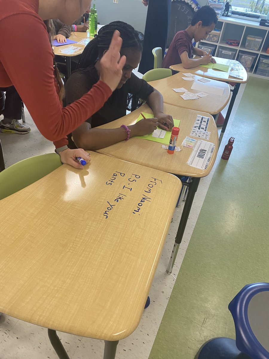 Mme_Mott's tweet photo. Today we said goodbye to our student teacher Ms.Kate.  The students worked really hard on their cards for her!   We will miss you Ms.Kate! https://t.co/0nTJRK7JUm