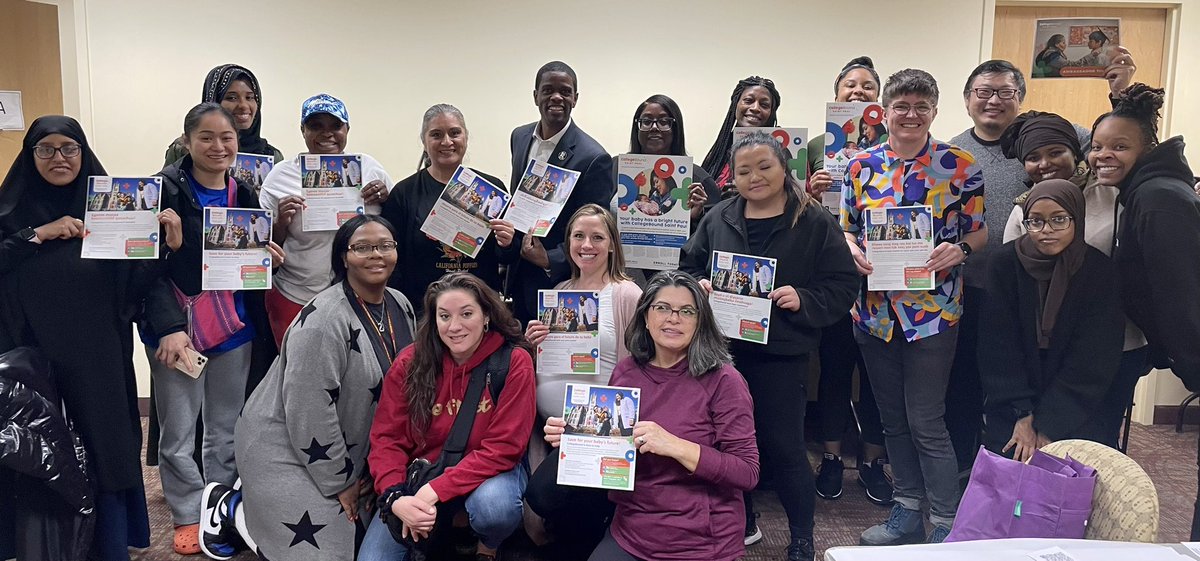 melvincarter3's tweet photo. Here in @cityofsaintpaul we start every newborn with $50 in a college savings account - these @CollegeBoundSTP Ambassadors are the ones who do the hard work to make sure we are engaging every family across our city! 👏🏾👏🏾👏🏾 https://t.co/S6NE0tfeMz