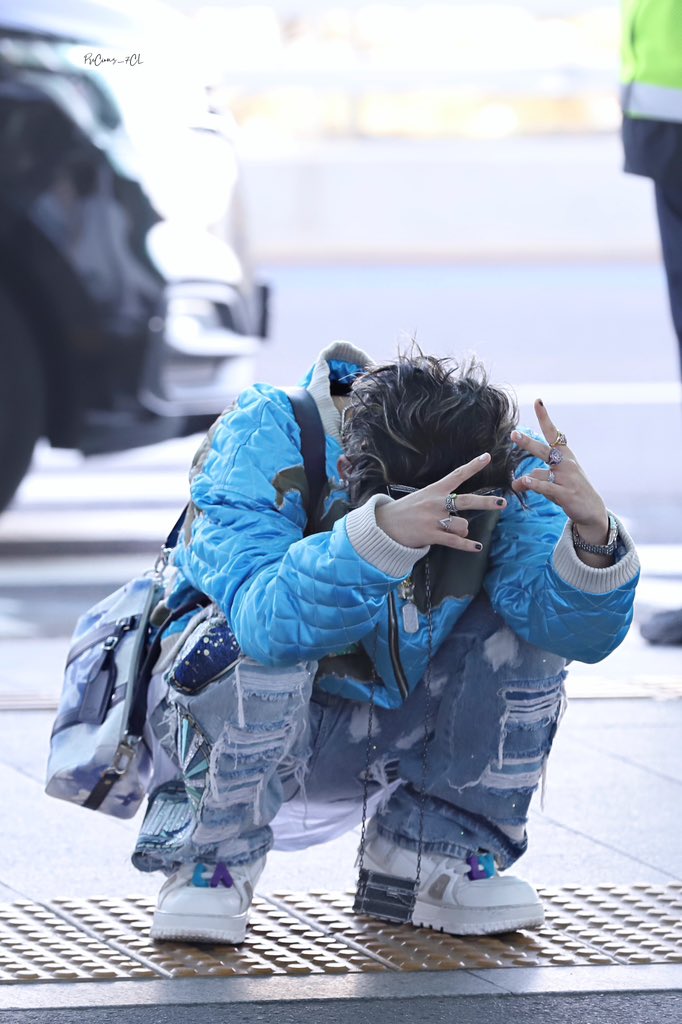 PreCious_7CL's tweet photo. 230428 ICN

#최현석 #CHOIHYUNSUK #ヒョンソク
#트레저 #TREASURE https://t.co/Kp4H88yjM9