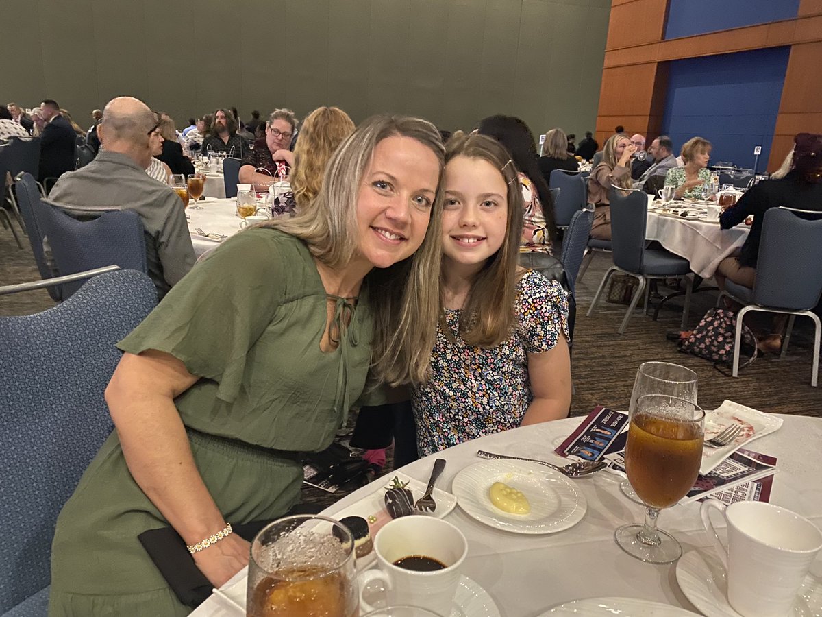 DurantRoadES's tweet photo. Celebrating our DRES Teacher of the Year tonight! We ♥️ Mrs. Harry! https://t.co/DdH5f23Ljs