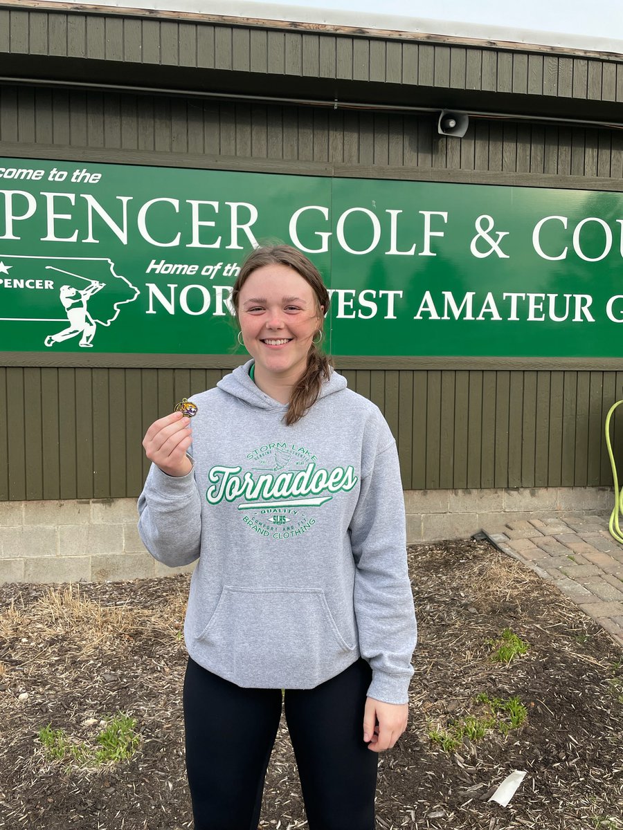 Let's gooooo, congrats, Maddy!   She was tonight's medalist against Spencer at Spencer Golf and CC.  She carded a 45!