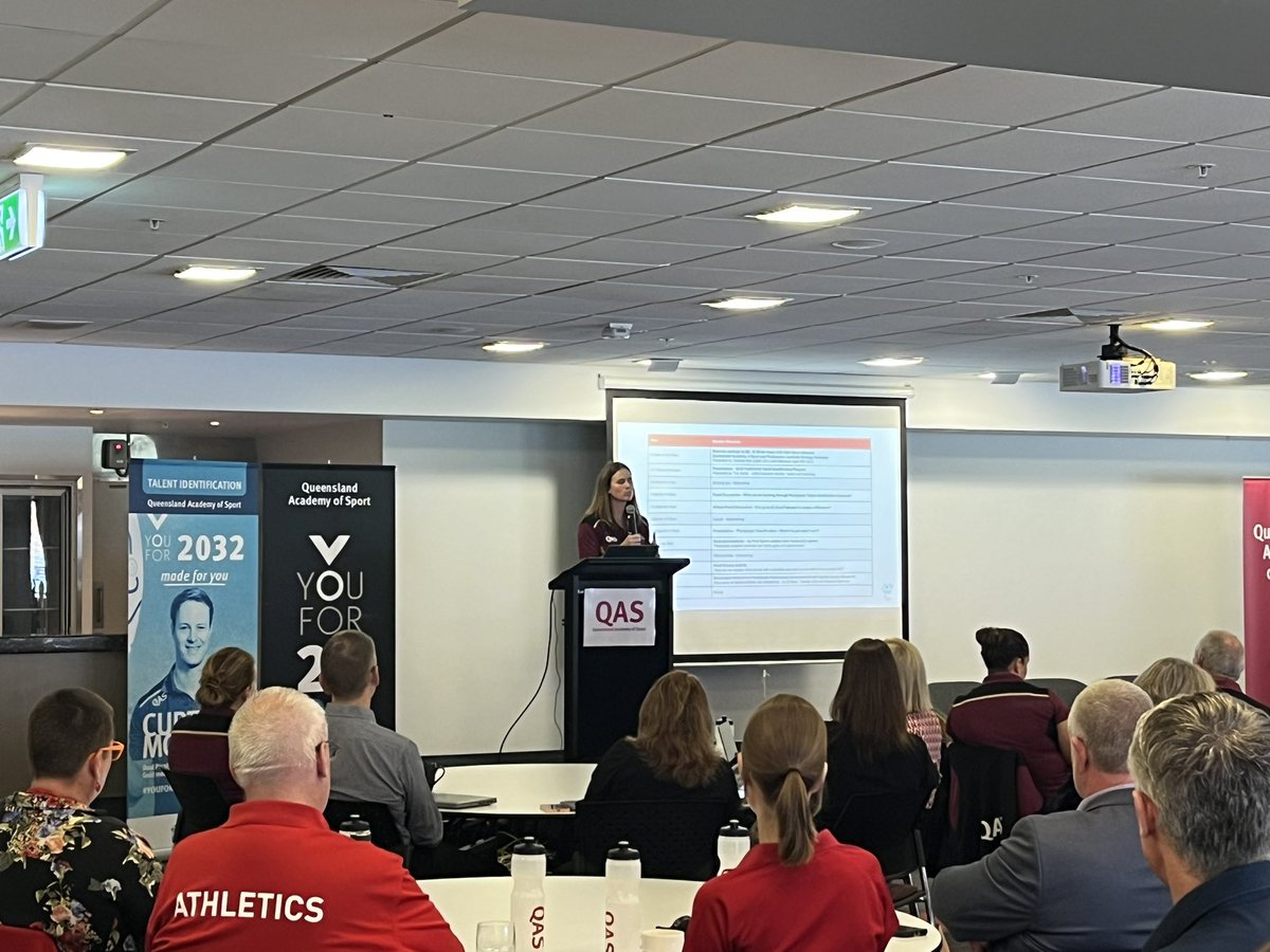 Alex Roberts tweet media