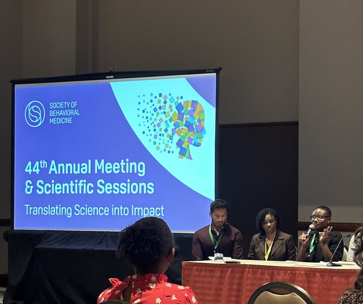 HEALab__'s tweet photo. Action shot of @ImaniCanton during the Graduate Student Panel on Integrating Health Equity into Student/Trainee Research! @KCHillinois @AHSIllinois @BehavioralMed #SBM2023 https://t.co/gzBZX2ZvSh