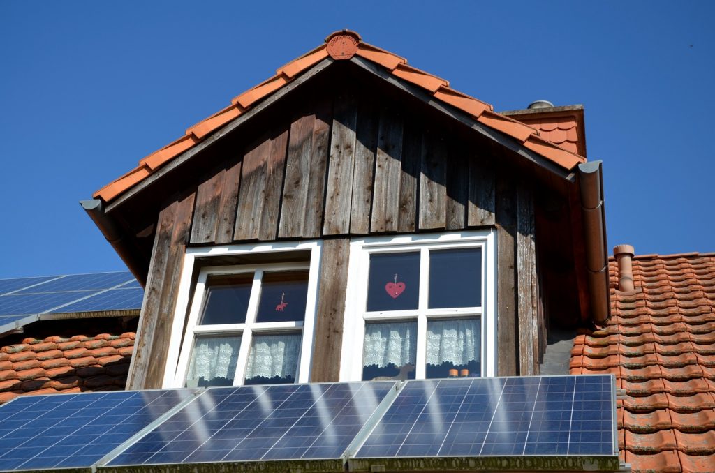 thesearchfrog's tweet image. 7 Tips for Designing an Energy-Efficient Solar Home – If you're looking to use the sun and create an energy-efficient solar home, read on for some of the most important tips to keep in mind.

#solarhome #e... searchfrog.com.au/blog/designing…