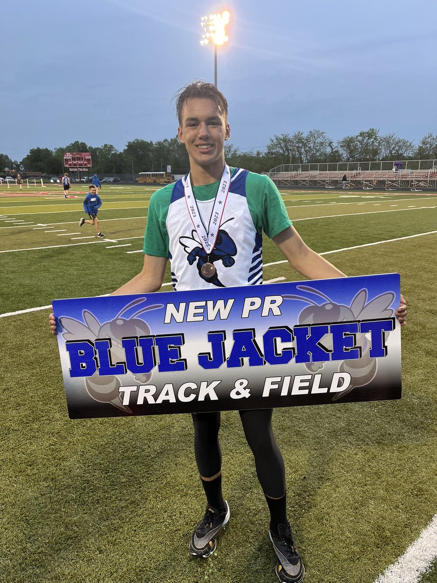 A 1600m PR for Bryce.