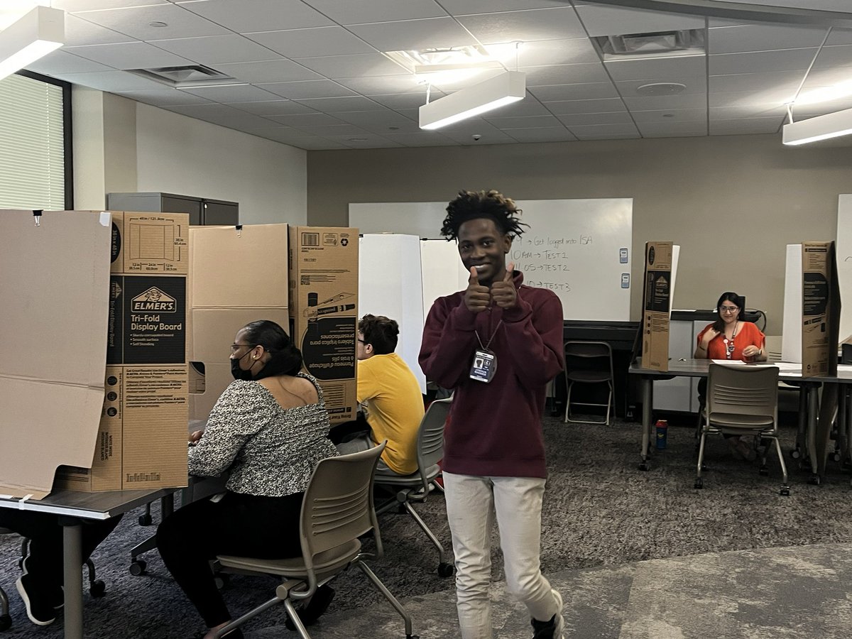 Morton Instructional Coaches paired with Mr. Iovinelli and his English 1 students as they participated in mock interviews. These students did an amazing job!  Thank you to all the Morton admin and staff who made this an amazing &amp; authentic experience! #mortonpride #orgullomorton