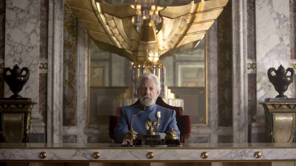 RaiTronics's tweet photo. THE HUNGER GAMES - The Ballad Of Songbirds &amp; Snakes - New Movie (2023) Official Trailer HD
#TheHungerGamesBalladOfSongbirdsAndSnakes  #TheHungerGames 

Link: https://t.co/5pEgtI8StV https://t.co/4i45V6TWyX
