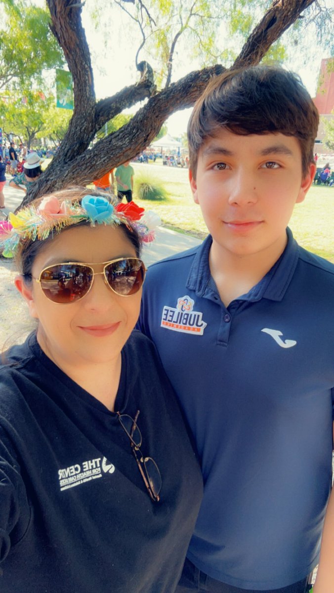 MsJohanna70's tweet photo. Enjoying PacFest with my Reecey. #fiesta2023 #SanAntonioFiesta https://t.co/mB5B1rZVgA