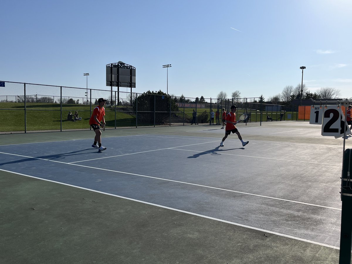 HUHS_BGTennis's tweet photo. A sweep of singles and 1 doubles earned our boys a 5-2 win over West Bend West. Many very competitive matches at JV in a 4-6 loss. Lots of opportunities coming! #Servingnotice! https://t.co/CsCQ8LNa3T