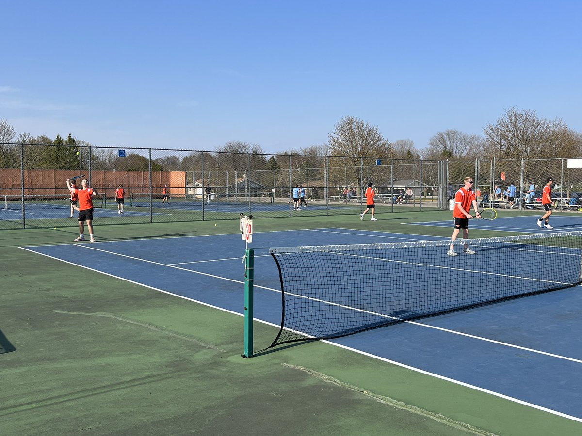 HUHS_BGTennis's tweet photo. A sweep of singles and 1 doubles earned our boys a 5-2 win over West Bend West. Many very competitive matches at JV in a 4-6 loss. Lots of opportunities coming! #Servingnotice! https://t.co/CsCQ8LNa3T