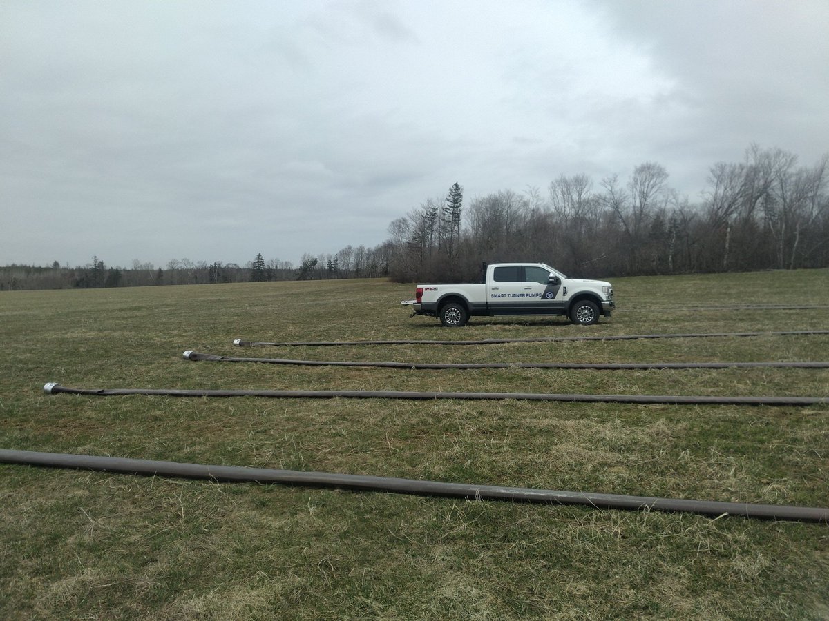 WilbertTalen's tweet photo. Getting a tutorial in how to run a manure drag hose system with gear from @wer_group and https://t.co/IMMddPqQR3 . First a transfer from lagoon to pit. https://t.co/2eO8AvF8S8