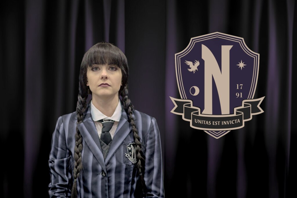 The Only Reckless Lady as Wednesday in her classic school photo.

#cosplay #canadiancosplayer #darktable #gimp #mtp_cosplay #mtp_people #addamsfamily #adamsfamily #wednesdayadams #wednesdayaddams #nevermoreacademy #schoolphoto #student #schoolphoto #port… instagr.am/p/CrjxobNMJ_i/
