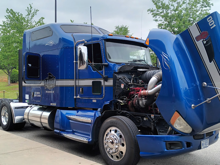 Reedy Fork Career Day 2023 was a success thanks to our awesome parent volunteers! <a href="/CounselingGcs/">GCS Counseling Services</a> <a href="/PrinJLindsay/">Jeanelle Lindsay</a> <a href="/vFowlerRocks10/">Vicky Schrock Fowler</a>