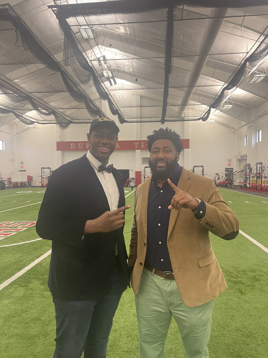 Robert Brown (@coachbrown_41) on Twitter photo In the next 3-4 years these two will hear their names called on draft night. I’m calling it now. <a href="/PatrickScrews/">Patrick “Big Pat” Screws Jr</a> <a href="/YhonzaeP/">yhonzae pierre</a> #NFLDraft2023 In the next 3-4 years these two will hear their names called on draft night. I’m calling it now. <a href="/PatrickScrews/">Patrick “Big Pat” Screws Jr</a> <a href="/YhonzaeP/">yhonzae pierre</a> #NFLDraft2023