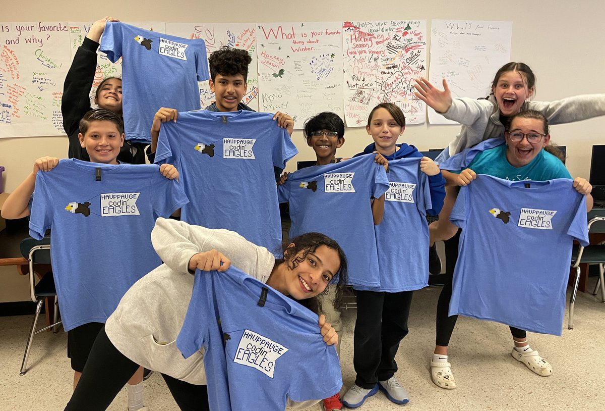 FerraraCodes's tweet photo. This crazy crew is ready for a table full of candy tomorrow… and maybe some coding too! #codeconquest2023 #candyconquest2023 @HPS_Eagles #codineagles #threepeat? @kid_OYO https://t.co/IUYkpomVlI