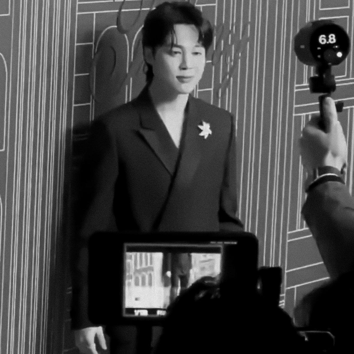 librafolders's tweet photo. that’s it boy park jimin. https://t.co/nWQo4znr67