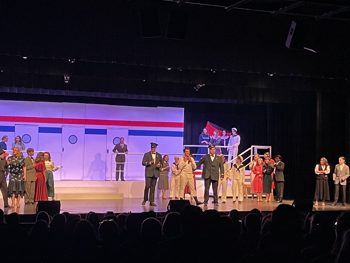 SuptSylvania's tweet image. Enjoying opening night at SVHS. Anything Goes!! Our students are AMAZING!! #SpringMusical