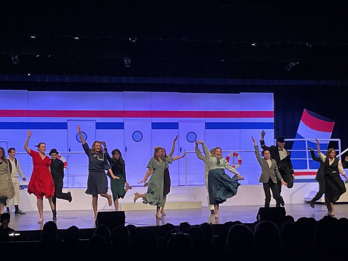 SuptSylvania's tweet image. Enjoying opening night at SVHS. Anything Goes!! Our students are AMAZING!! #SpringMusical