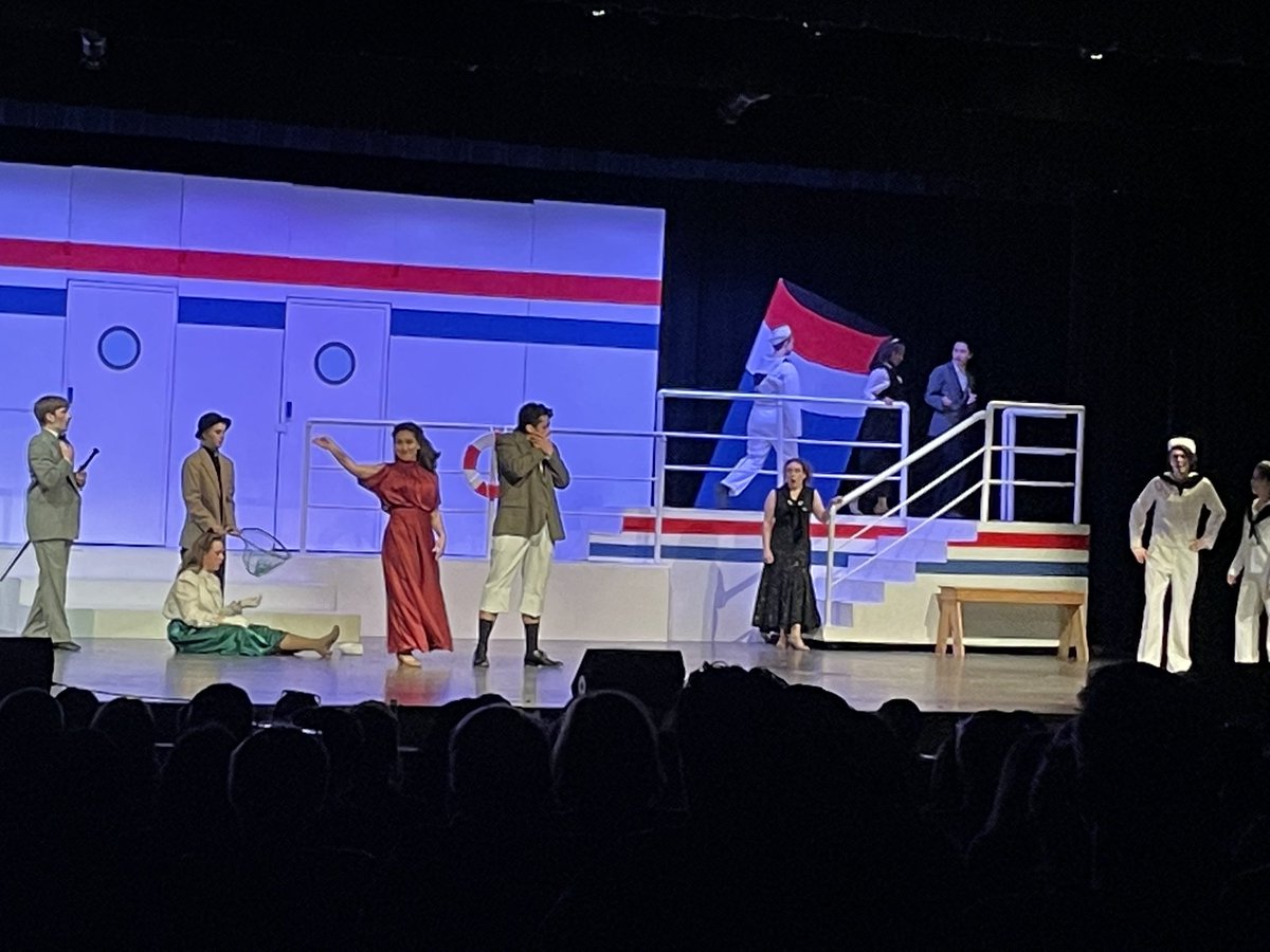 SuptSylvania's tweet image. Enjoying opening night at SVHS. Anything Goes!! Our students are AMAZING!! #SpringMusical