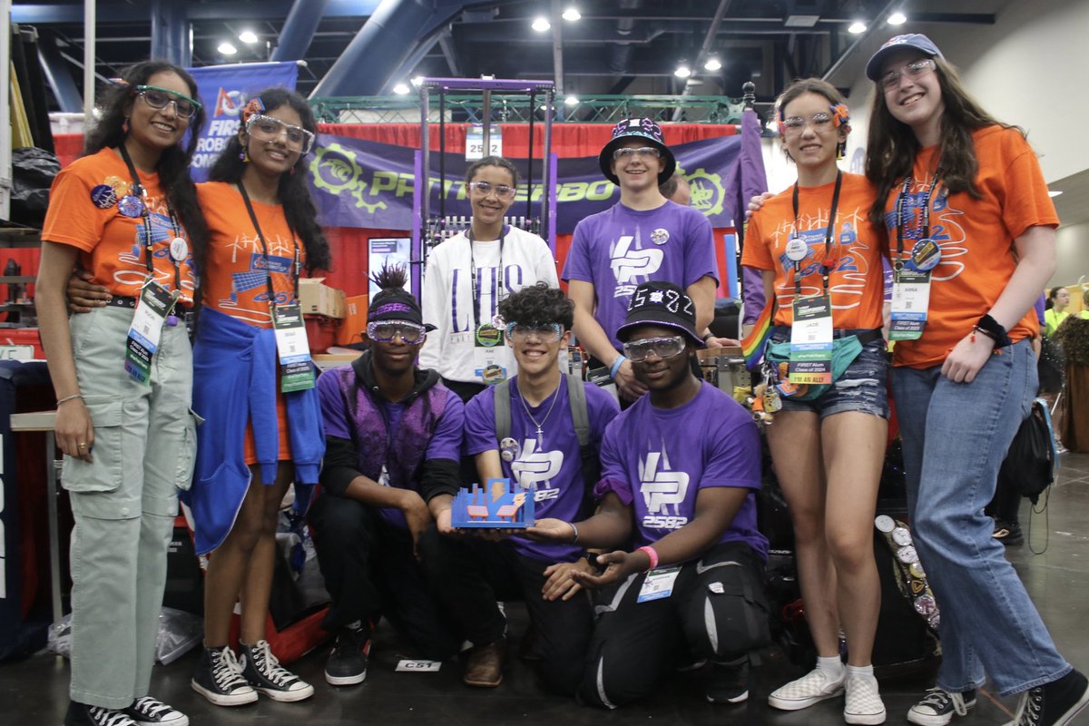 Lightning Robotics FRC862 tweet media