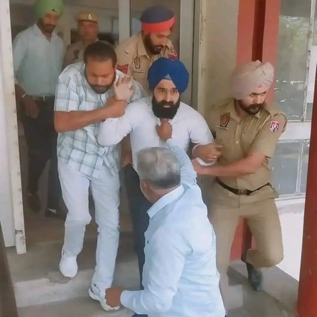 simarkaur84's tweet photo. ਗੁਰੂ ਦਾ ਖਾਲਸਾ🫡✊🏽 https://t.co/vRsnQTtQeh