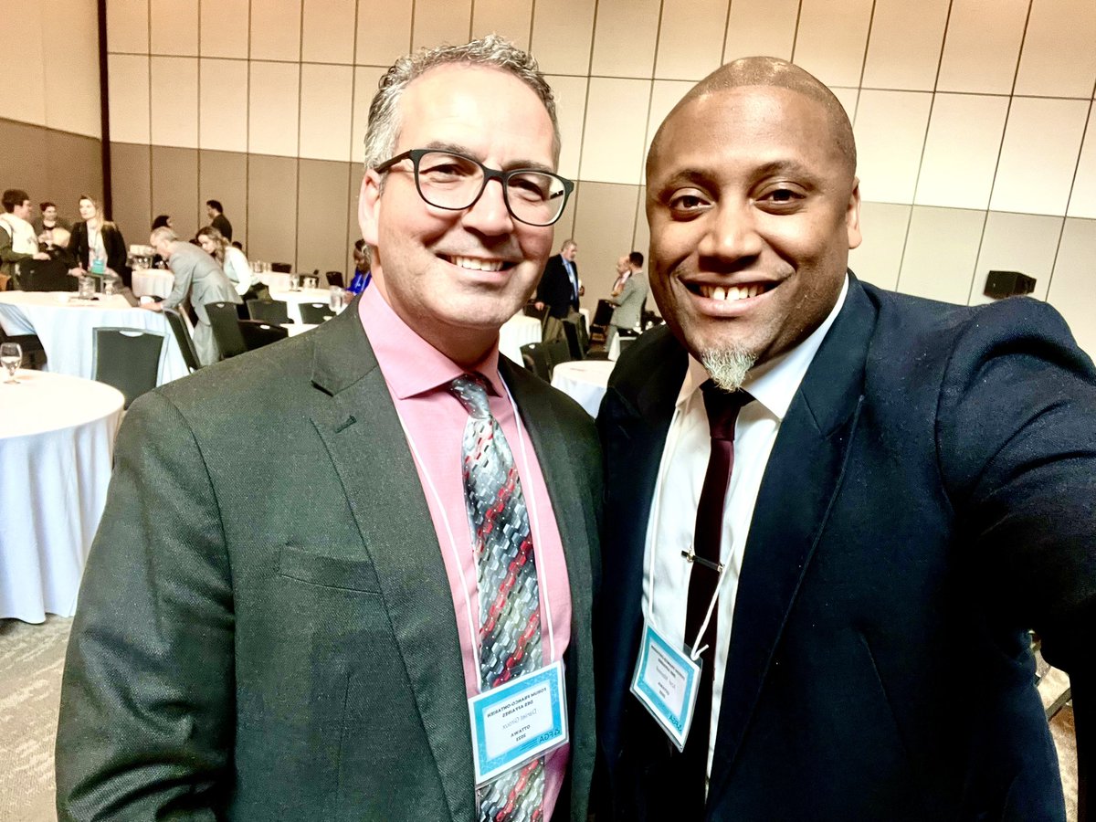 abelmaxwell's tweet photo. 🌹Rencontres fructueuses et échanges sur les initiatives #entrepreneuriales au 1er forum de la @Fedefranco_CA.
➡️Des projets #structurants et #innovants en perspective
Cc: @MonaFortier @danielgiroux10 @LucilleCollard @BenoitHubert4 @BrianVaillanc12
—— https://t.co/z4VAODijbd