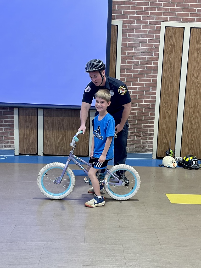 Firefighter Jared taught us all about bicycle safety this morning and Aiden did a great job helping!🚲 #d70cougars