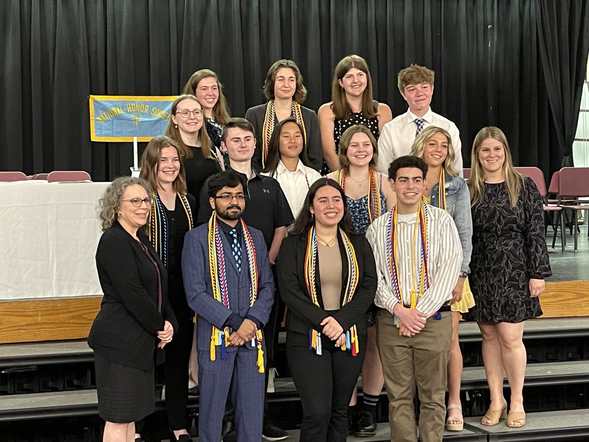 JonTallamy's tweet photo. Congratulations to all of our ⁦@HPRwildcats⁩ Ss inducted into NHS, Math NHS, FLNHS tonight! So proud of who you all are! #Wildcatpride ⁦@jacq_mccarthy⁩ ⁦@HighPointSTEM⁩ ⁦@SeamusWCampbell⁩ https://t.co/gTsl6CW9rG