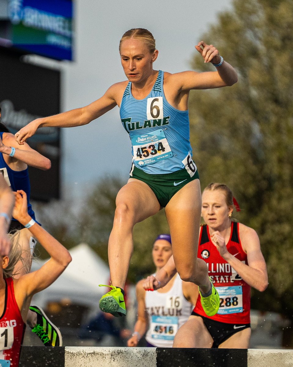 GreenWaveXCTF's tweet photo. Did someone say school record? 🤔 Mackenzie did!! 🟡🟢🟣

New school record: 1️⃣0️⃣:2️⃣4️⃣.5️⃣0️⃣

#RollWave🌊 | #RunWave👟 https://t.co/ITmmu7Y0ZX