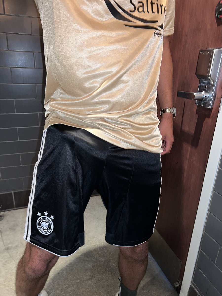 Nylon_Gear_Guy on Twitter "Damn I love this combo! Shiny jersey with