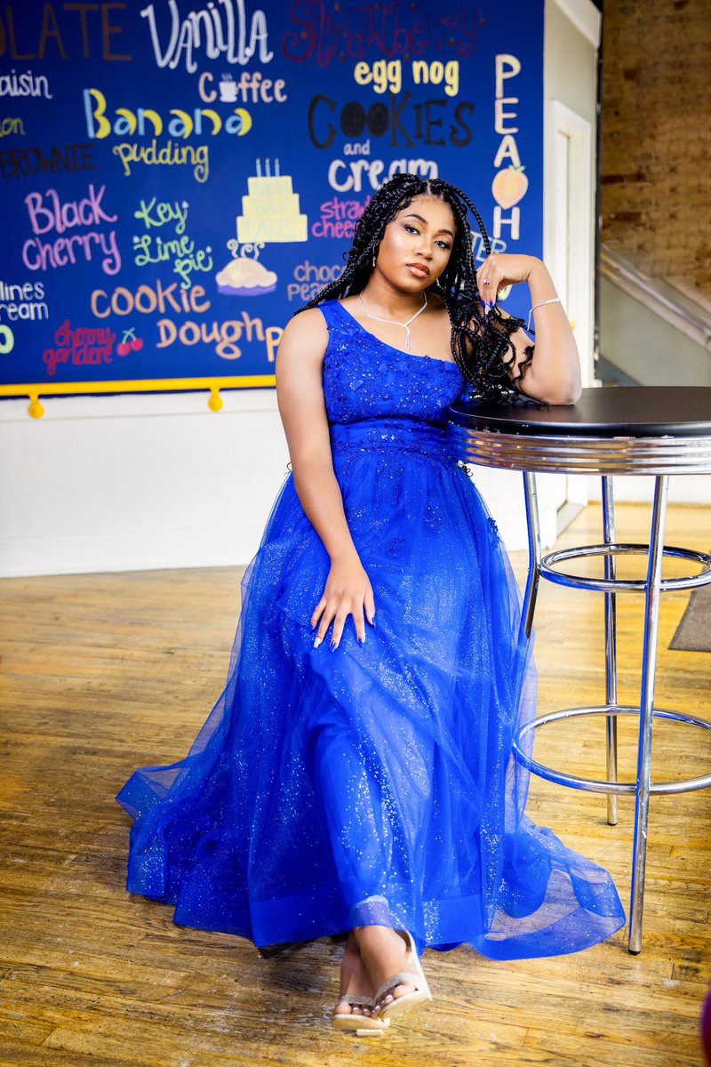 BookLevi's tweet photo. Prom 2023 🔥
📸: @booklevi 

#photography #photographer #model #modeling #prom #promdress #booklevi https://t.co/4AOKLkUOJW