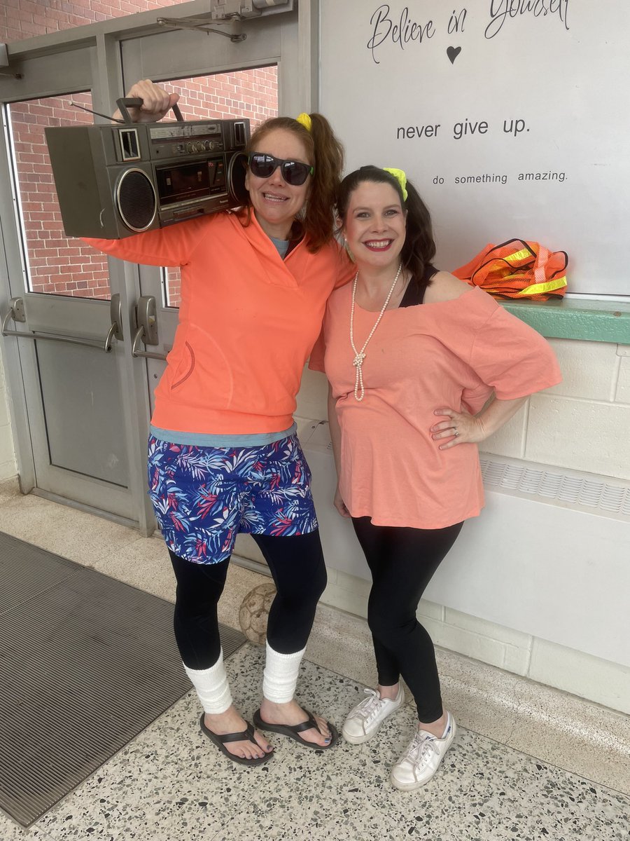 RidgeviewMiddle's tweet photo. We can always count on these staff members to show up for a theme day! https://t.co/QXkHfOUoqS