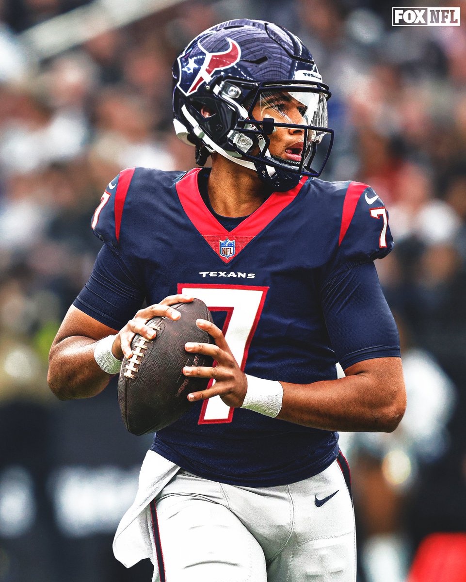 NFLonFOX's tweet photo. Welcome to Houston 🤠

With the 2nd overall pick in the 2023 NFL Draft, the @HoustonTexans select @OhioStateFB QB CJ Stroud! https://t.co/AYsyUkKEeT