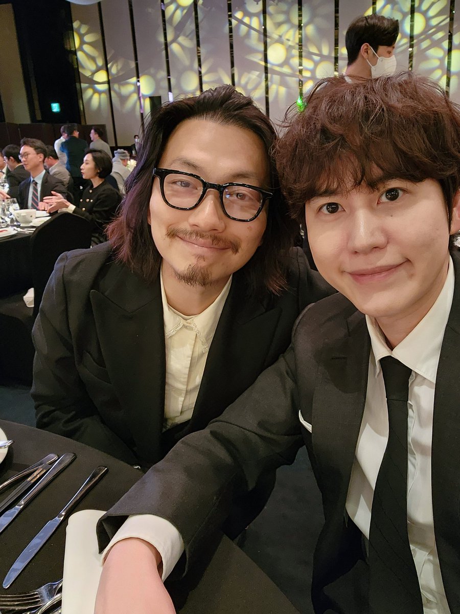 dm_kyuhyun_'s tweet photo. [230407] 🐧💭

카지노~~ 정팔이횽이랑~~^^
Casino! With Jung Pal~^^ https://t.co/gGSldiyur3